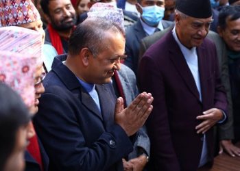 कांग्रेस संसदीय दलको नेतामा देउवा भर्सेस गगन, दुवैले गराए उम्मेदवारी दर्ता